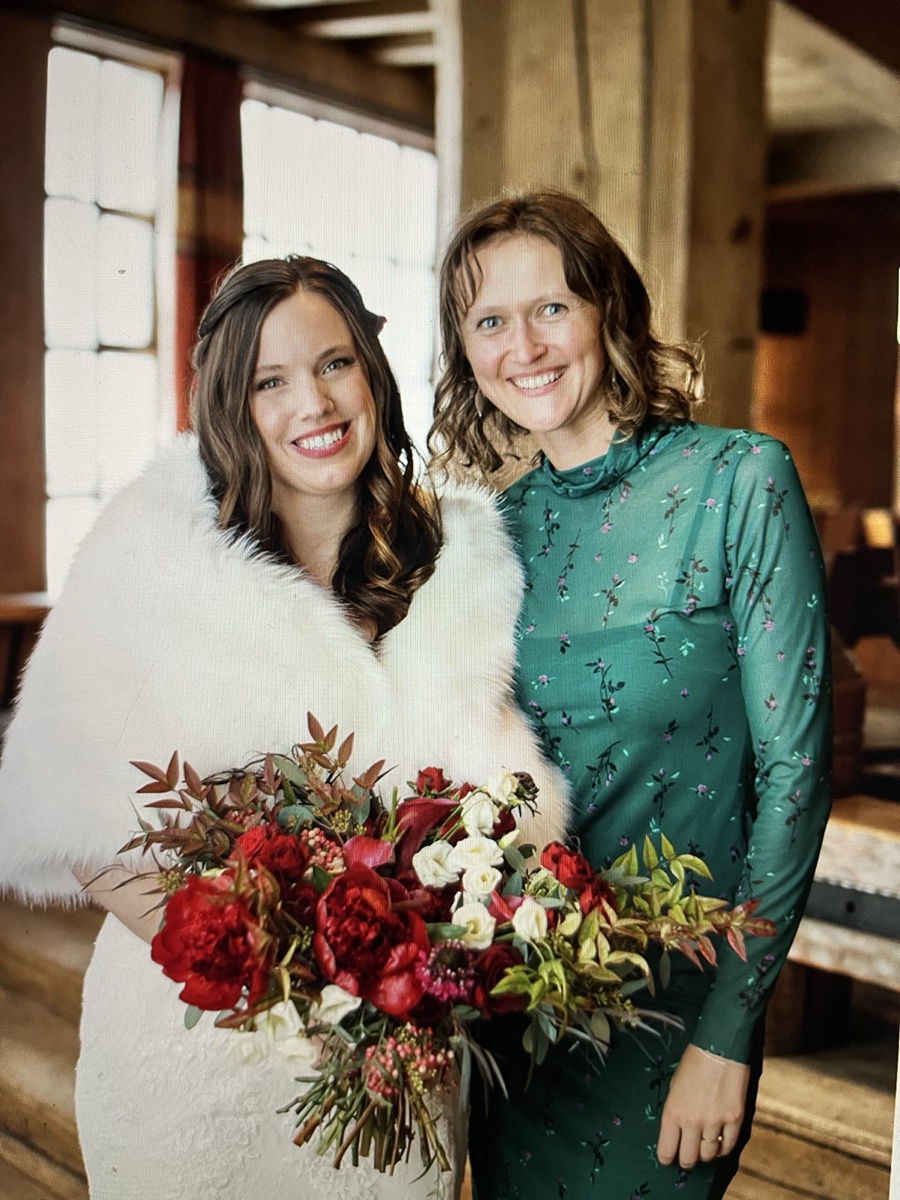 Photograph of Caitlyn and Natalia, present day